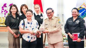 DAGING-ANJING-DAN-KUCING-Anggota-Komisi-B-DPRD-Provinsi-DKI-Jakarta.jpg