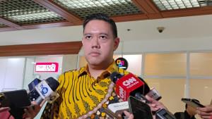 Dave-Akbarshah-Laksono-saat-ditemui-awak-media.jpg