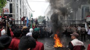Demonstrasi-Bubarkan-DPR-di-Medan_20250828_052807.jpg
