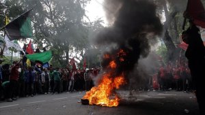 Demonstrasi-Bubarkan-DPR-di-Medan_20250828_053046.jpg