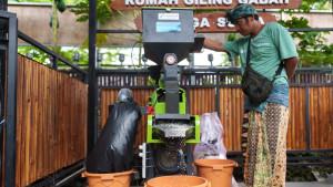 Desa-Energi-Berdikari-DEB-Uma-Palak-Lestari.jpg