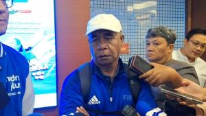Direktur-Teknik-Raga-Negeri-Football-Football-Academy-Yopi-Riwoe.jpg
