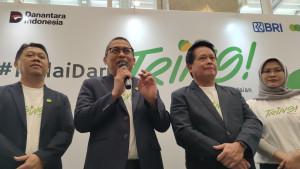 Direktur-Utama-PT-Pegadaian-Damar-Latri-Setiawan-ATM-emas.jpg