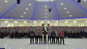 Dirjen-AHU-Kemenkum-Widodo-ribuan-siswa-Secapa-Polri-usai-sosialisasi-KUHP-baru.jpg