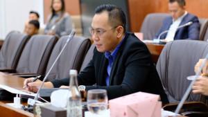 Doni-Akbar-Minta-PT-Timah-Perbaiki-Transparansi-Harga-dan-Tuntaskan-Sengketa-Lahan.jpg