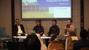ENERGI-BERSIH-Diskusi-publik-dengan-tema-Pendekatan-Koperasi-Hijau.jpg