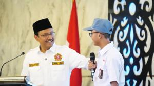 ENTASKAN-KEMISKINAN-Menteri-Sosial-Saifullah-Yusuf.jpg