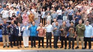 Eddy-Soeparno-bahas-transisi-energi.jpg