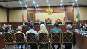 Eks-Dirut-Sebut-Pertamina-Sewa-Tangki-BBM-karena-Pengalihan-Tanggung-Jawab-dari-Pemerintah.jpg