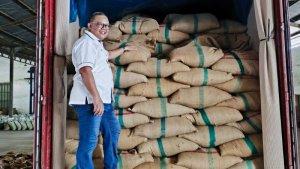Ekspor-kopi-green-bean-jenis-robusta-yang-berasal-dari-Lampung-dengan-tujuan-Mesir-sebanyak-792-ton.jpg