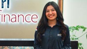 Elisabeth-Lidya-Sirait-Head-of-Corporate-Secretary-Legal-Mandiri-Utama-Finance.jpg