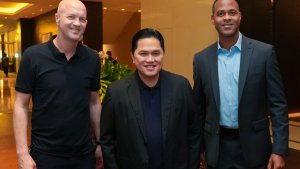 Erick-Thohir-Melepas-Timnas-Indonesia-ke-Australia_20250317_144427.jpg