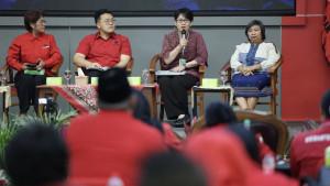 Eva-Trisiana-dalam-workshop-Kajian-Kritis.jpg