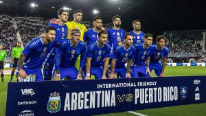 Foto-bersama-para-pemain-timnas-Argentina-sebelum-pertandingan-melawan-Puerto-Rico.jpg