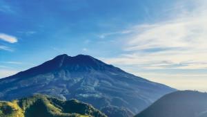 GUNUNG-LAWU-Kementerian-ESDM.jpg