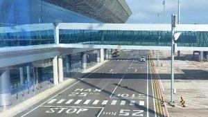 Garbarata-di-Bandara-Dhoho-Kediri.jpg
