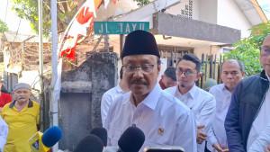Gus-Ipul-usai-takziah.jpg