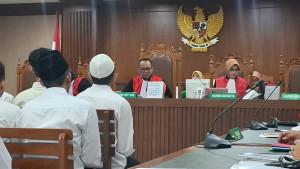 Hakim-Saptono-saat-mempin-sidang-perdana-kasus-demonstrasi-akhir-Agustus.jpg