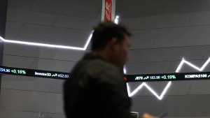 IHSG-Fluktuatif-Saat-Penjualan-Ritel-RI-Melambat_20241210_164516.jpg