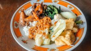 Ilustrasi-kuliner-tradisional-Banyuwangi-Sego-Tempong.jpg