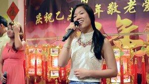 Terjemahan Lirik Lagu Imlek Gong Xi Gong Xi: Mei Tiao Da Jie Xiao Xiang, Mei Ge Ren Di Zui Li