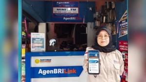 Indra-Yeni-AgenBRILink-asal-Bogor-yang-sukses-bangun-usaha-berkat-bantuan-Pinang-Dana-Talangan.jpg