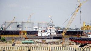 Industri-galangan-kapal-OK.jpg