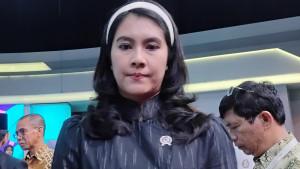 Isyana-Bagoes-Oka-saat-ditemui-Tribunnews-di-Menara-Kompas.jpg