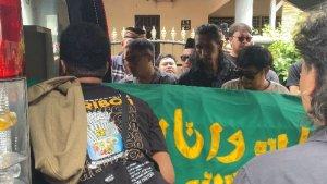 Jenazah-Gustiwiw-tiba-di-rumah-duka-di-kawasan-Bekasi-Jawa-Barat-Minggu-1562025.jpg