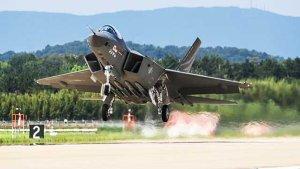 Jet-tempur-KF-21-hasil-pengembangan-bersama-Indonesia-dan-Korea-Selatan.jpg