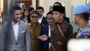 Jokowi-Penuhi-Panggilan-Bareskrim-Polri_20250520_145841.jpg