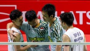 Junaidi-ArifRoy-King-Yap-berbincang-dengan-The-Daddies-di-Indonesia-Masters-2025.jpg