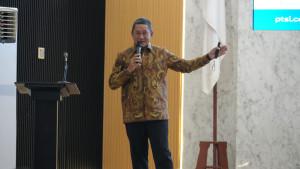 KERJA-SAMA-STRATEGIS-Kuliah-umum-oleh-Direktur-Utama-PT-Surveyor-Indonesia-Sandry-Pasambuna.jpg