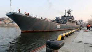 Kapal-pendarat-besar-Aleksandr-Shabalin-milik-Armada-Baltik-Rusia.jpg