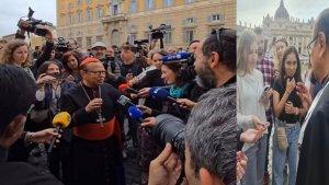 Kardinal-Suharyo-di-Vatikan-dengan-dikerumuni-jurnalis-hingga-memberi-berkat-kepada-warga.jpg