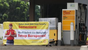Kelangkaan-Stok-BBM-di-SPBU-Shell_20250203_145842.jpg