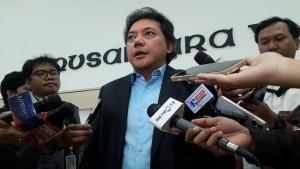 Ketua-Komisi-Kajian-Ketatanegaraan-K3-MPR-R.jpg