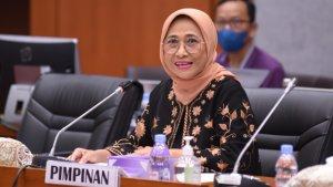 Ketua-Komisi-X-DPR-RI-Soroti-Putusan-MK-Soal-Sekolah-Swasta-Gratis.jpg