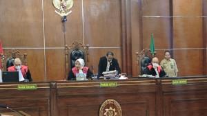 Ketua-Majelis-Hakim-Syofia-Marlianti-Tambunan.jpg