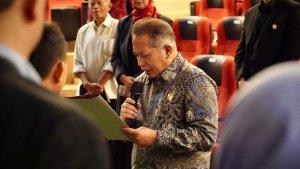 Ketua-Umum-IKA-UNPAD-Ferry-Juliantono-menghadiri-pelantikan-pengurus-IKA-FK-UNPAD.jpg