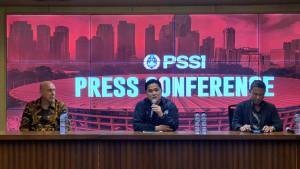 Ketua-Umum-PSSI-Erick-Thohir-bersama-dengan-Dirtek.jpg