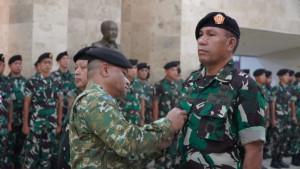 Kolonel-Sus-Gerardus-Maliti-Jabat-Waka-Pusjarah-TNI.jpg