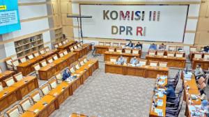 Komisi-III-DPR-saat-menggelar-kelayakan-dan-kepatutan-calon-hakim-agung-21.jpg