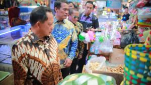 Komisi-IV-DPR-mengapresiasi-operasi-pasar-Kementan.jpg