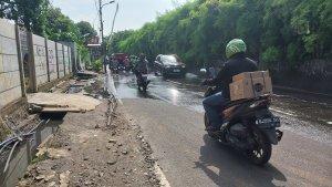Kondisi-di-persimpangan-Jalan-Puri-Kembangan-321.jpg