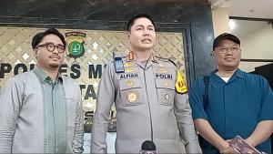 Kuasa-hukum-Sherina-Munaf-Adit-Kapolres-Metro-Jakarta-Timur-Kombes-Alfian-Nurrizal-Uya-Kuya.jpg