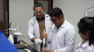 LAB-UJI-LINGKUNGAN-surveyor.jpg