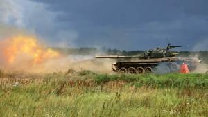 LATIHAN-MILITER-Tank-dari-militer-Belarusia-dan-Rusia.jpg