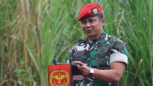 Letjen-TNI-Iwan-Setiawan-Komandan-Pussenif-TNI-AD.jpg
