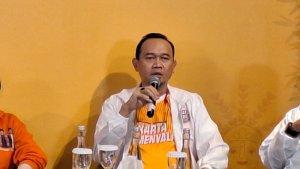 Lies-Hartono-alias-Cak-Lontong-di-Rumah-Pemenangan-Pramono-Rano.jpg